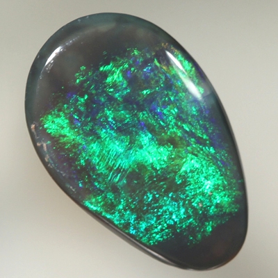 SOLID BLACK OPAL Saturated with the richest, bright colour